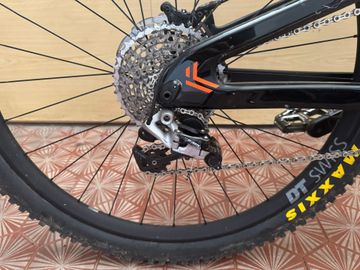 Used Deviate Highlander 150 Frame 2022 2022 Mountainbike, Black, 29 — image 5 of 8