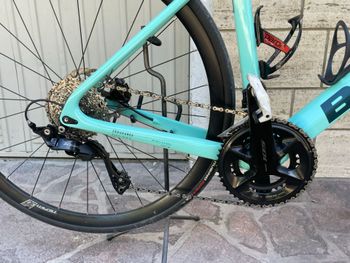Used Bianchi Infinito 105 2026 2026 Road & Gravel, Blue — image 3 of 5