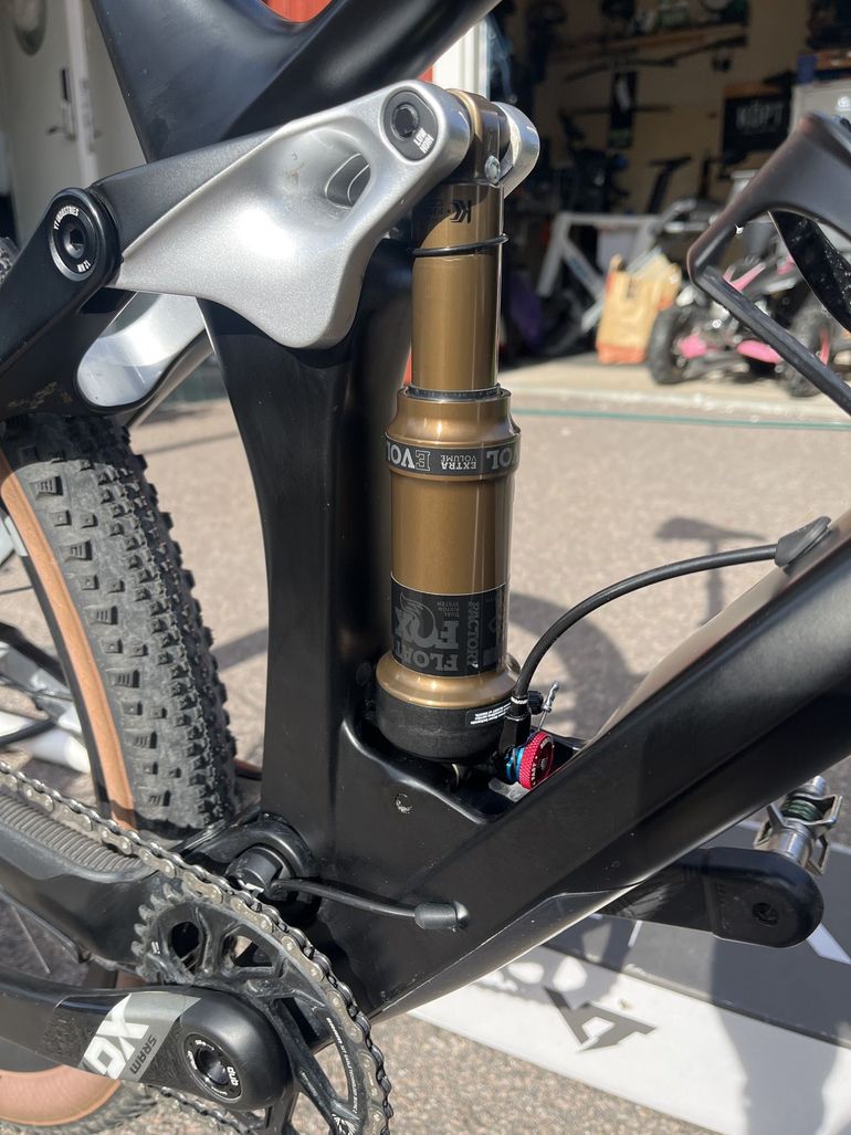 Brugt YT Industries Izzo Pro Race 29 2021 2021 Mountainbike — billede 10 af 43