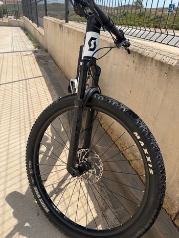 Used Scott Spark Shimano Deore XT 2024 Mountainbike, White — image 6 of 13