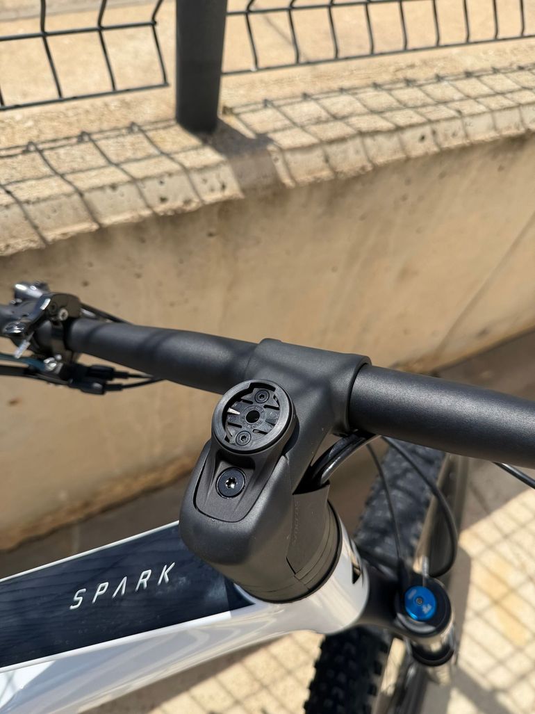 Used Scott Spark Shimano Deore XT 2024 Mountainbike, White — image 4 of 13
