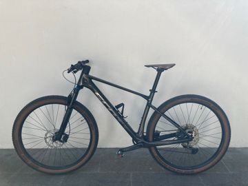 Used Scott Scale 925 2022 2022 Mountainbike, Green, 29 — image 2 of 8