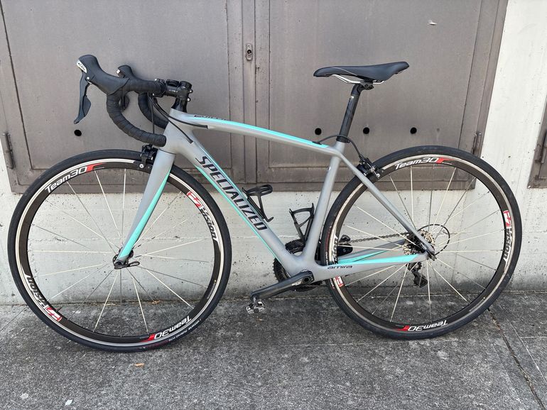 Used Specialized Amira Shimano 105 2018 Road & Gravel, Light Gray — image 2 of 6