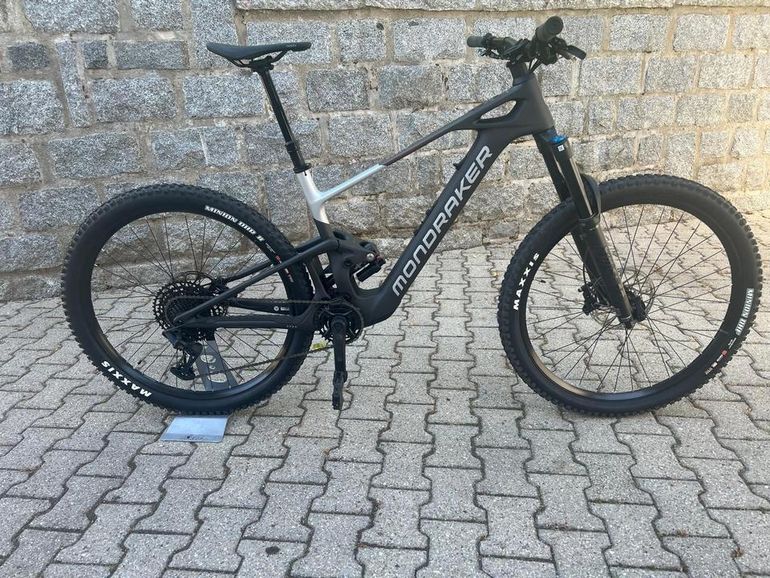 Used Giant Reign Advanced E+ 1 2026 2026 Mountainbike, Light Gray — image 10 of 14