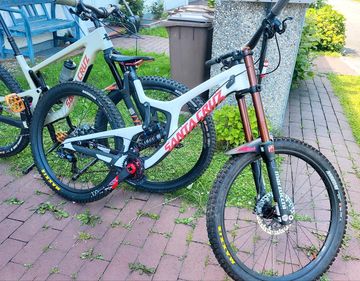 Used Giant Reign Advanced E+ 1 2026 2026 Mountainbike, Light Gray — image 8 of 14