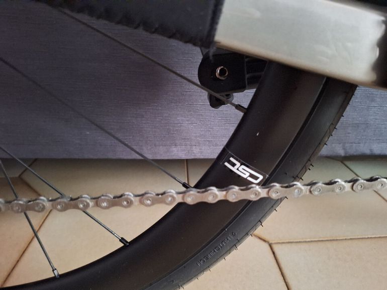 Used Trek Domane SL 5 Gen 4 2023 2023 Road & Gravel, Light Gray — image 5 of 16