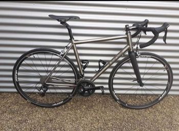 Used Leon Torrentibus Leon Torrentibus Custom Shimano 105 2018 Road & Gravel