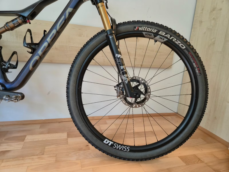 Used Orbea OIZ M-TEAM XTR 2024 2024 Mountainbike — image 3 of 5