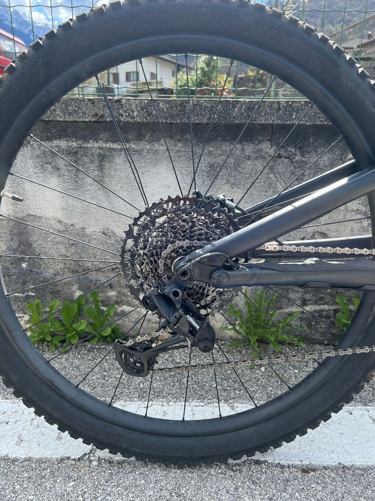 Used Specialized Stumpjumper Alloy 2021 2021 Mountainbike, Black, 29 — image 3 of 7