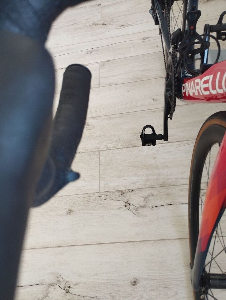 Used Pinarello DOGMA F DURA ACE Di2 2024 2024 Road & Gravel, Rot — image 14 of 14