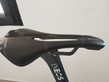Used Pinarello DOGMA F DURA ACE Di2 2024 2024 Road & Gravel, Rot — image 5 of 14