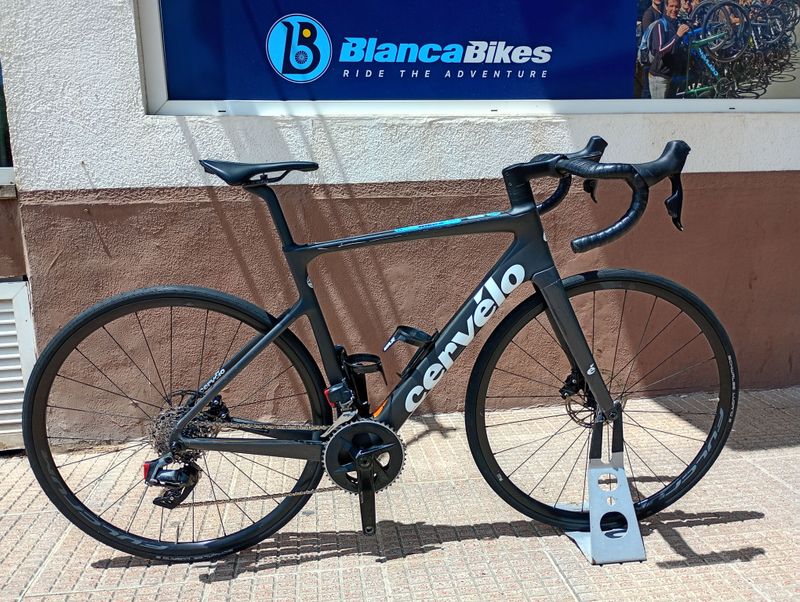 Käytetty Cervélo Caledonia-5 Rival eTap AXS 2024 2024 Road & Gravel