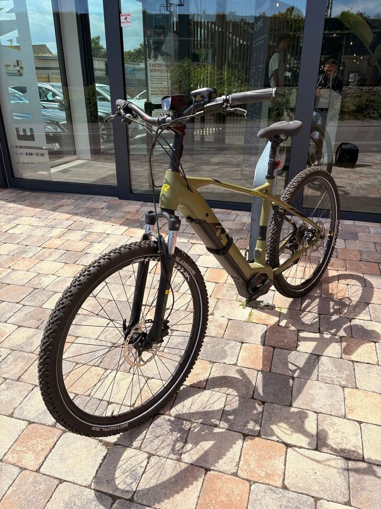 Used Raymon Raymon Custom Shimano Tourney 2022 Mountainbike, Green — image 2 of 4