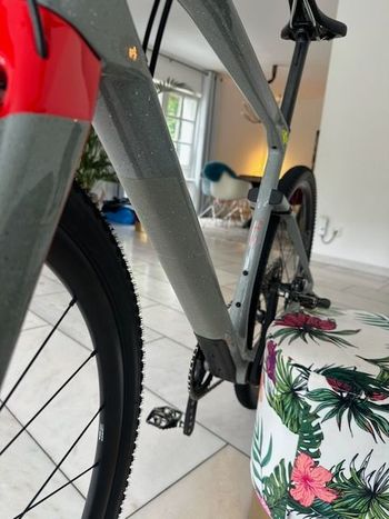 Used BMC URS ONE (VAR 1) 2022 2022 Road & Gravel, Light Gray — image 16 of 17