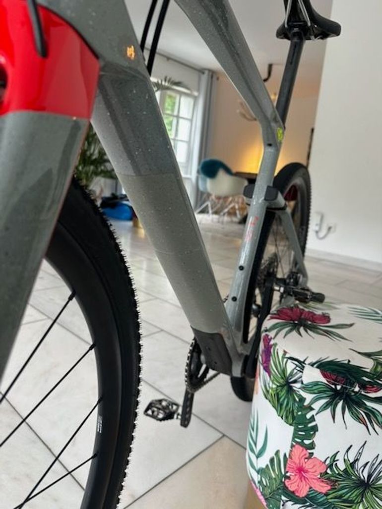 Used BMC URS ONE (VAR 1) 2022 2022 Road & Gravel, Light Gray — image 16 of 17