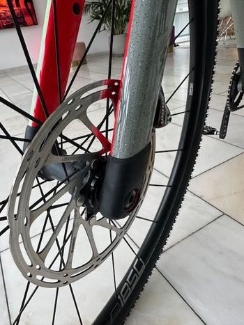 Used BMC URS ONE (VAR 1) 2022 2022 Road & Gravel, Light Gray — image 15 of 17