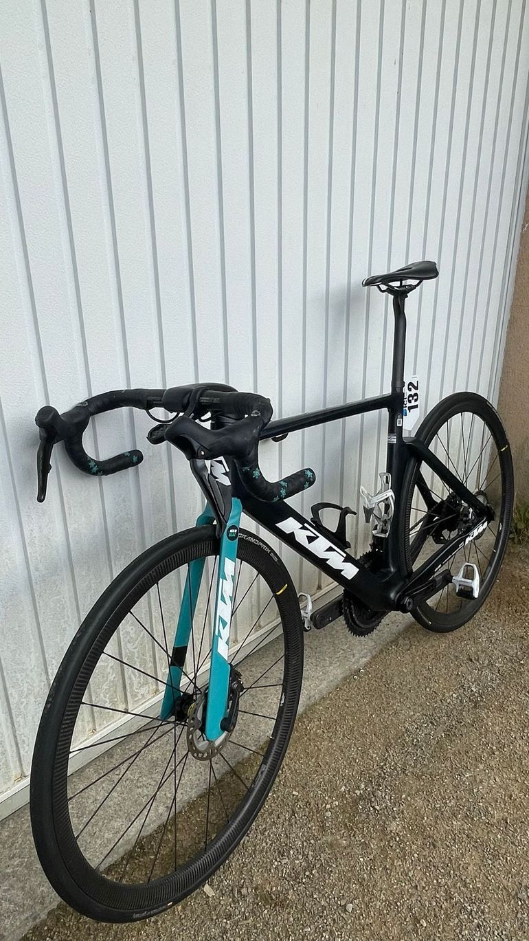 Used KTM REVELATOR LISSE PRESTIGE 2021 2021 Road & Gravel — image 6 of 8