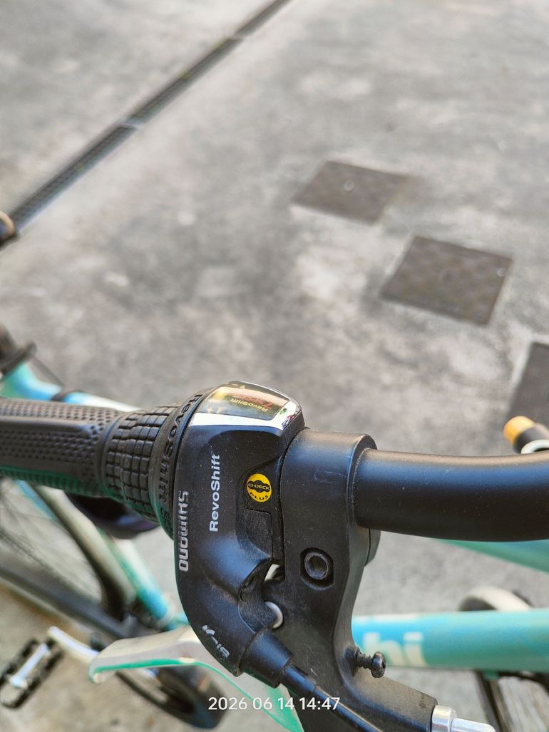 Used Bianchi Spillo Rubino Deluxe Gent 2021 2021 Urban, Green — image 8 of 8