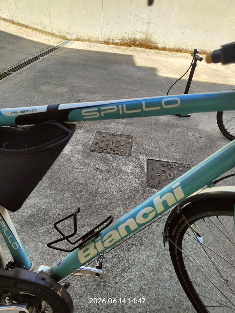Used Bianchi Spillo Rubino Deluxe Gent 2021 2021 Urban, Green — image 5 of 8