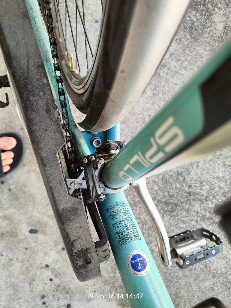 Used Bianchi Spillo Rubino Deluxe Gent 2021 2021 Urban, Green — image 7 of 8