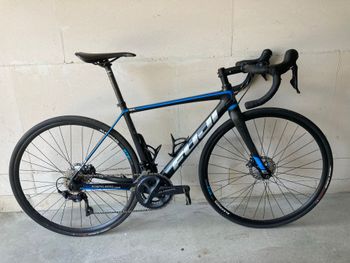 Used Fuji Fuji Custom Shimano Ultegra 2021 Road & Gravel