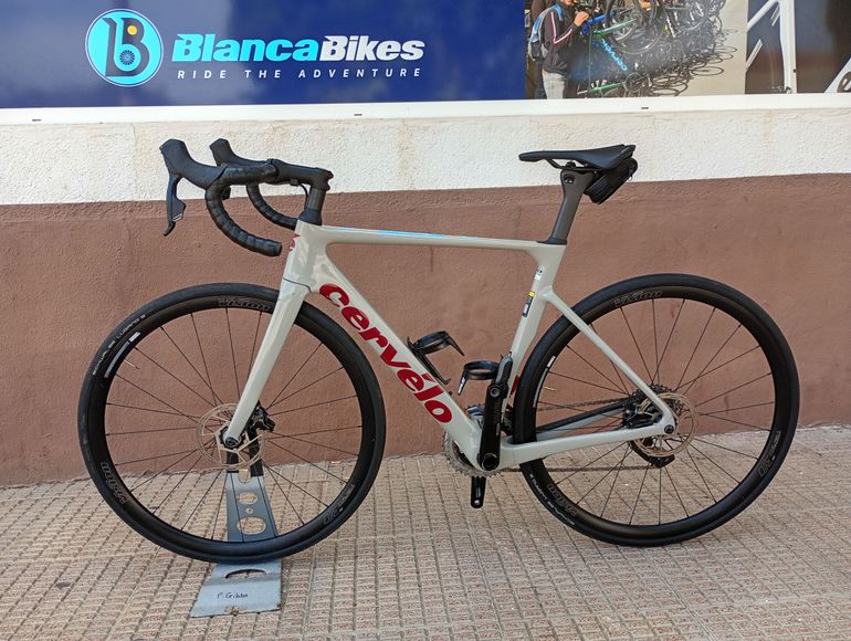 Used Cervélo Soloist Rival AXS 2025 2025 Road & Gravel, Light Gray — image 2 of 6