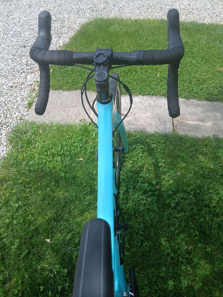 Used Bianchi Aria - 105 2022 2022 Road & Gravel, Blue — image 4 of 6