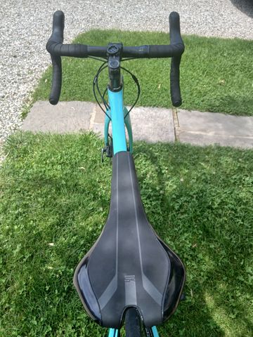 Tweedehands Bianchi Aria - 105 2022 2022 Road & Gravel — afbeelding 6 van 6