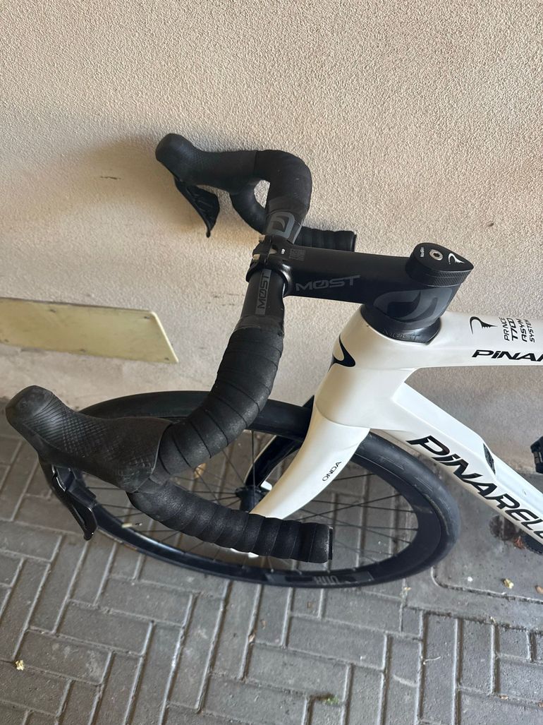 Used Pinarello PRINCE ULTEGRA Di2 12S Disc 2022 2022 Road & Gravel, White — image 7 of 16