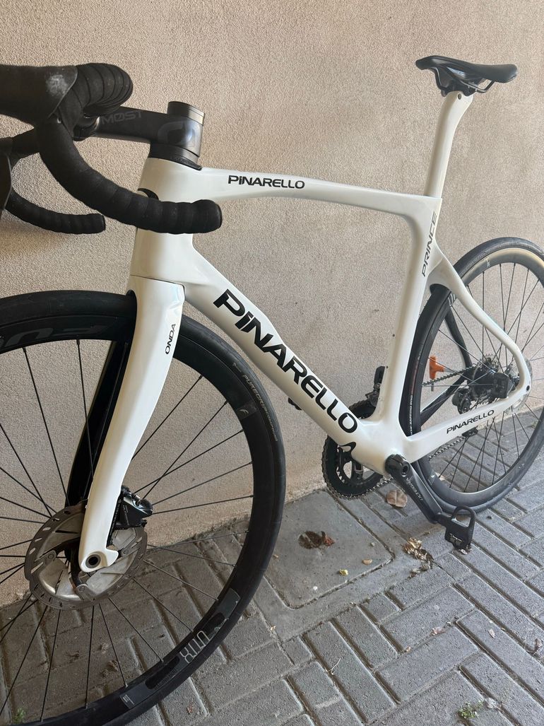 Used Pinarello PRINCE ULTEGRA Di2 12S Disc 2022 2022 Road & Gravel, White — image 6 of 16