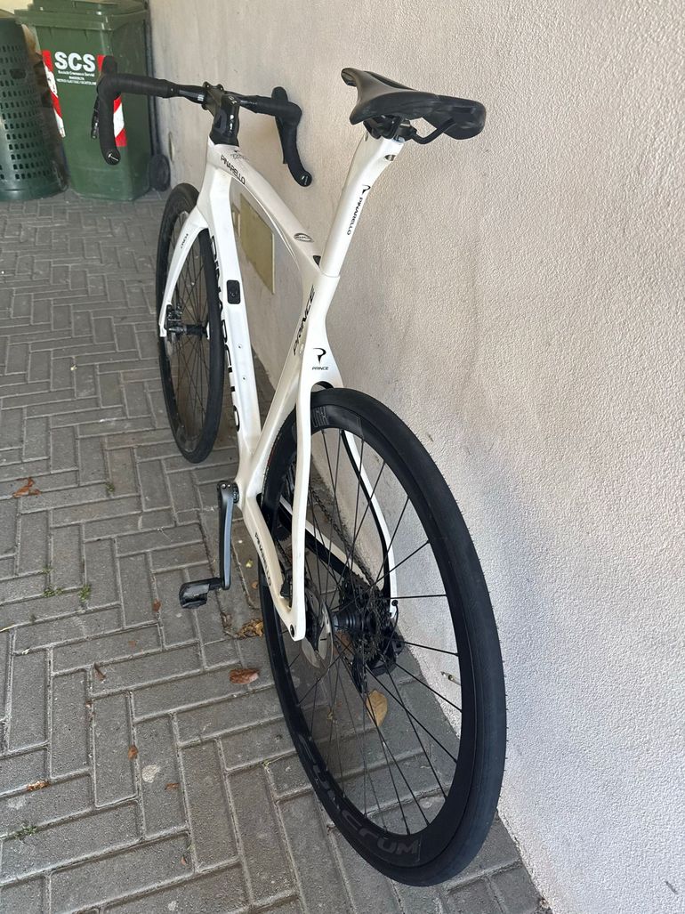 Used Pinarello PRINCE ULTEGRA Di2 12S Disc 2022 2022 Road & Gravel, White — image 8 of 16