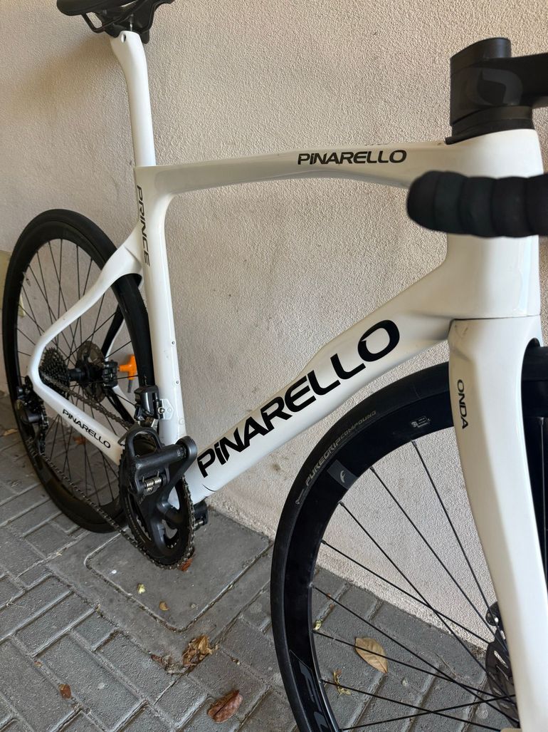 Used Pinarello PRINCE ULTEGRA Di2 12S Disc 2022 2022 Road & Gravel, White — image 13 of 16
