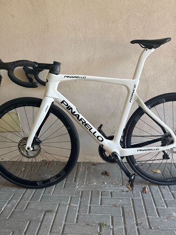 Used Pinarello PRINCE ULTEGRA Di2 12S Disc 2022 2022 Road & Gravel, White — image 2 of 16