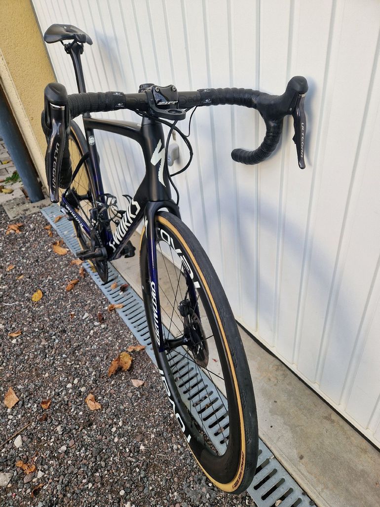 Used Specialized S-Works Tarmac SL6 Disc - Dura Ace Di2 2020 2020 Road & Gravel, Schwarz — image 2 of 13