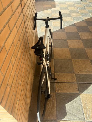 Used Specialized Tarmac SL8 Expert - Shimano Ultegra Di2 2025 2025 Road & Gravel, White — image 9 of 9