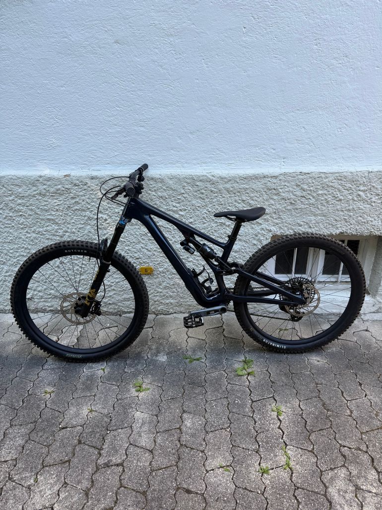 Used Specialized Stumpjumper EVO Expert 2024 2024 Mountainbike, Blue, 29 — image 5 of 17