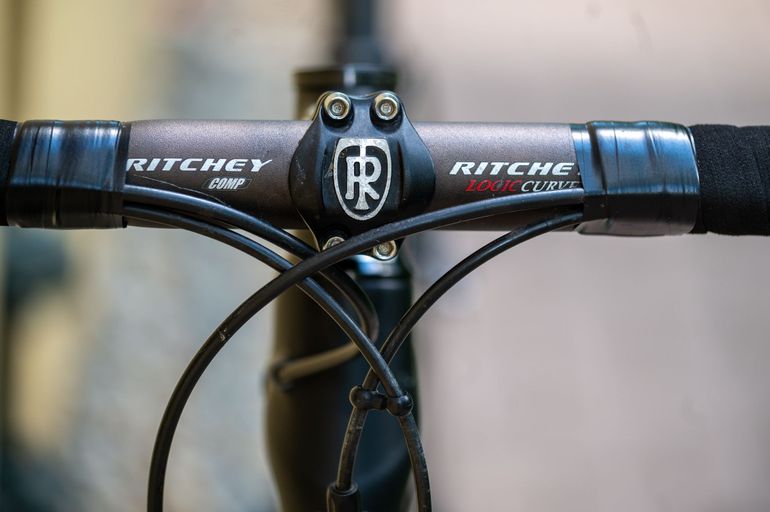 Used Bianchi Infinito CV Ultegra 2018 2018 Road & Gravel, Black — image 4 of 24