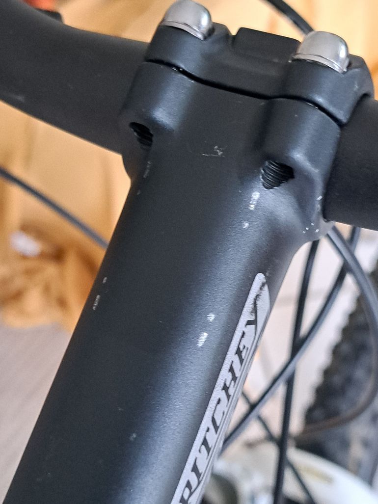Used Technium (Eigenmarke von fahrrad.de) Elevator 2006 Mountainbike, Weiß — image 8 of 9