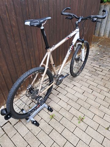 Used Technium (Eigenmarke von fahrrad.de) Elevator 2006 Mountainbike, White — image 4 of 9