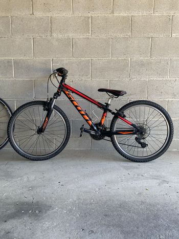 Used Scott Scale JR 24 2017 2017 Youth, Orange — image 2 of 4
