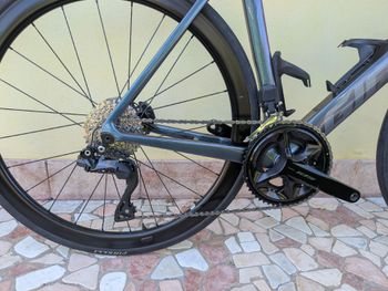 Used Giant Propel Advanced 1 2025 2025 Road & Gravel, Blue — image 3 of 14