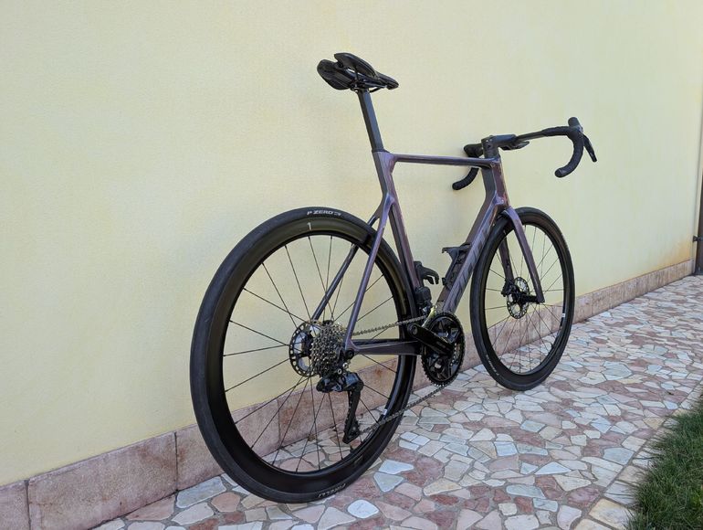 Used Giant Propel Advanced 1 2025 2025 Road & Gravel, Blue — image 11 of 14
