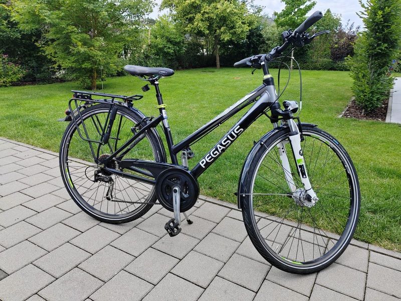 Gebrauchtes Pegasus Solero Shimano Alivio 2016 Urban & Touring