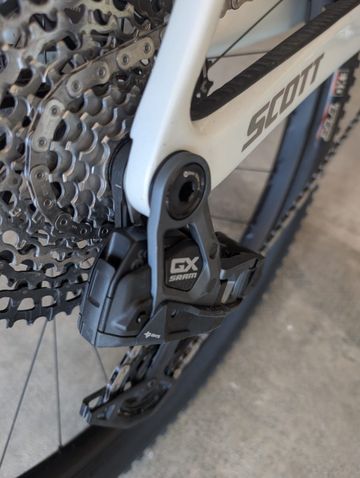Used Scott Scale RC Team Issue 2025 2025 Mountainbike, White, 29 — image 10 of 11
