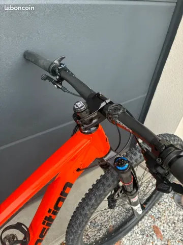 Used Santa Cruz Transition Smuggler 2016 Mountainbike, Orange — image 4 of 13