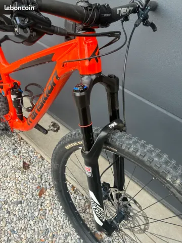 Used Santa Cruz Transition Smuggler 2016 Mountainbike, Orange — image 3 of 13