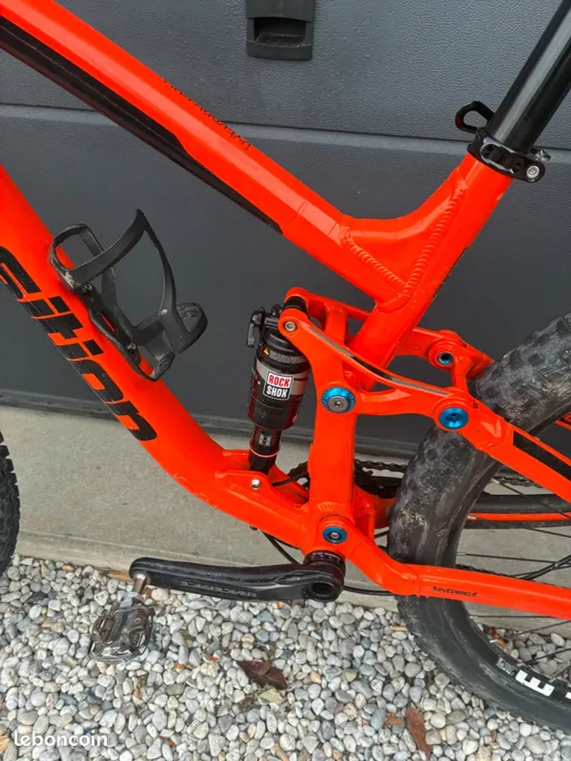 Used Santa Cruz Transition Smuggler 2016 Mountainbike, Orange — image 10 of 13