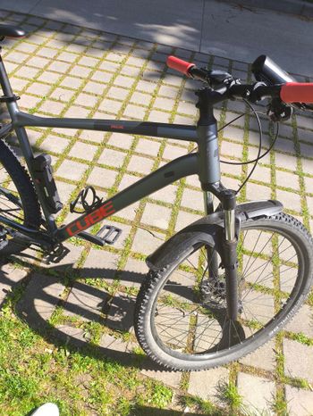 Used CUBE ANALOG 2024 2024 Mountainbike, Light Gray, 27.5, 29 — image 3 of 5