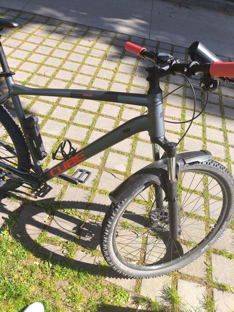 Used CUBE ANALOG 2024 2024 Mountainbike, Light Gray, 27.5, 29 — image 3 of 5
