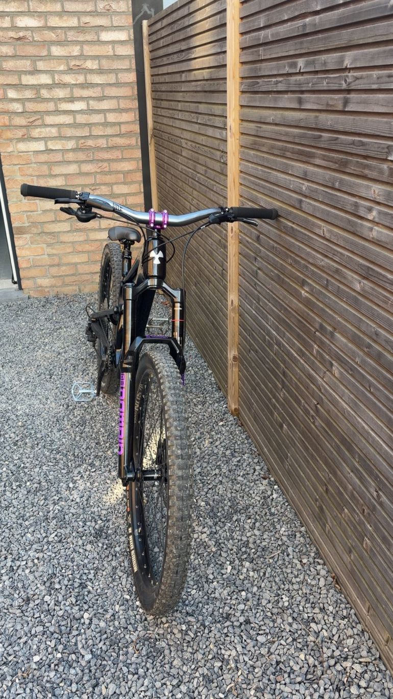 Used Nukeproof Mega Shimano Deore 2026 Mountainbike — image 7 of 7